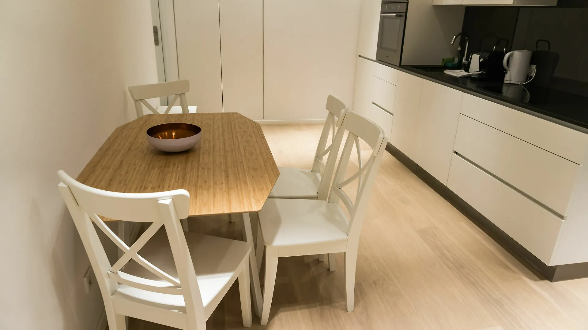 Vienna Garden Residence 0*,